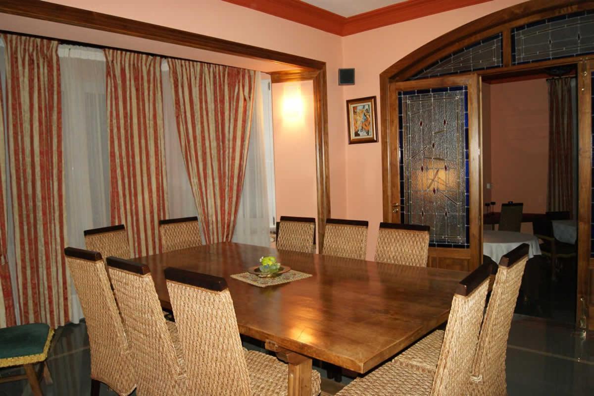 Real Hotel 瓜尔多 外观 照片