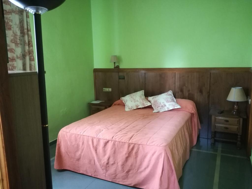 Real Hotel 瓜尔多 外观 照片